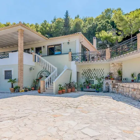 Villa Ambassador *